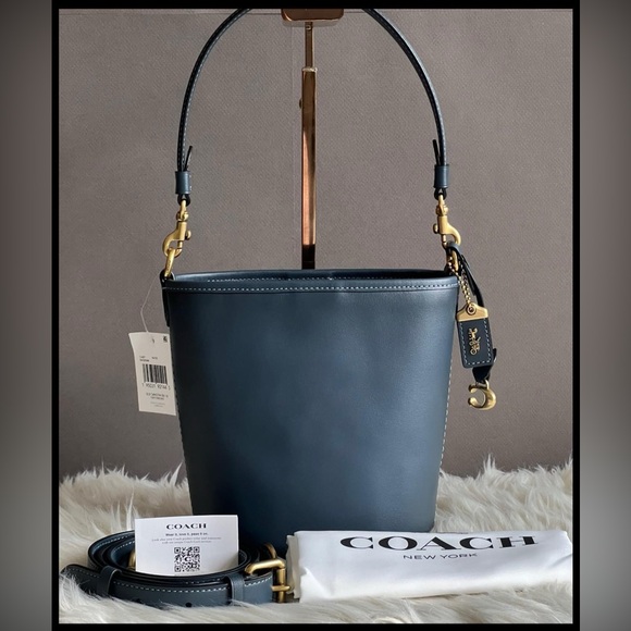 CJ827 - Coach Dakota Bucket Bag 16 - Picture 10 of 13